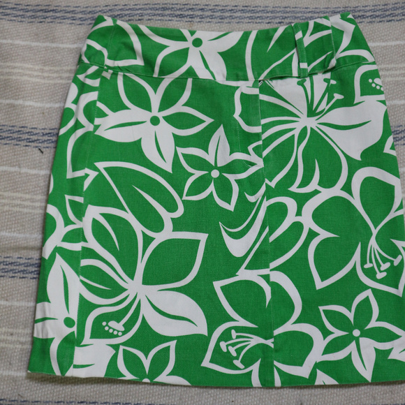 HAROLD'S Green Floral Print Mini Skirt Sz 4 Wmn - Picture 2 of 8